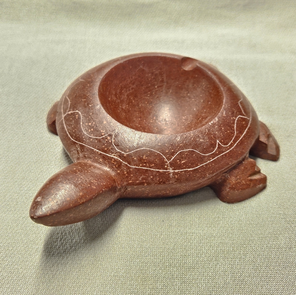 Vintage Medium Native American Catlinite Pipestone Turtle Ashtray Incense Holder